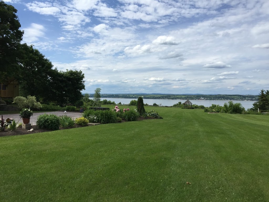 Manoir De Tilly | 3854 Chemin de Tilly, Saint-Antoine-de-Tilly, QC G0S 2C0, Canada | Phone: (418) 886-2077