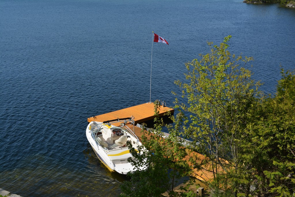 Frontenac Docks | 1108 Oak Flats Rd, Godfrey, ON K0H 1T0, Canada | Phone: (613) 374-1783