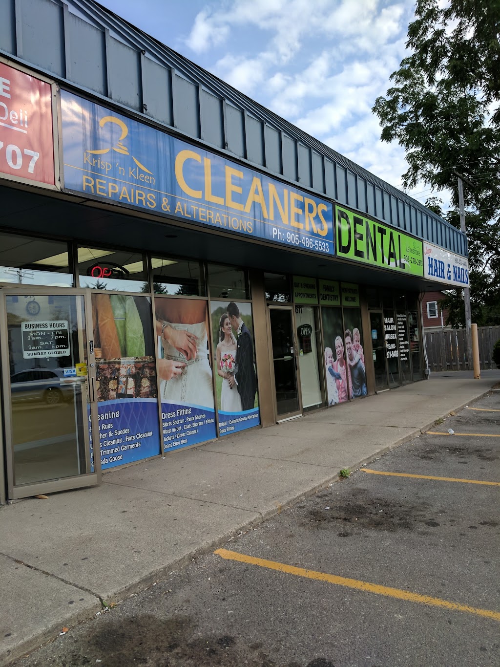 Krisp & Clean Cleaner | 579 Lakeshore Rd E, Mississauga, ON L5G 1H9, Canada | Phone: (905) 486-5533