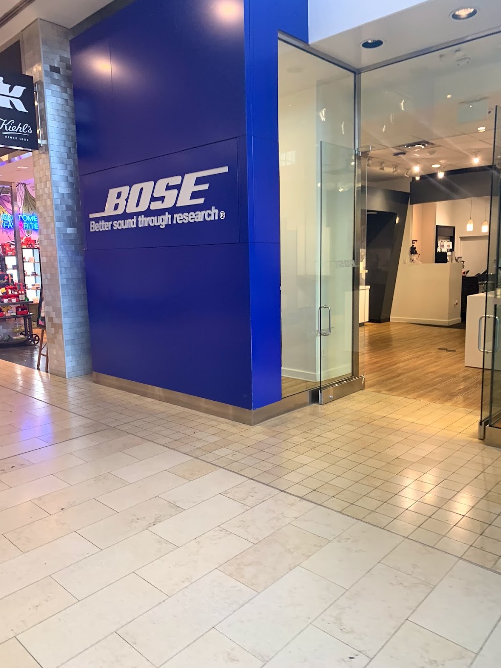 Bose | 3401 Dufferin St, North York, ON M6A 2T9, Canada | Phone: (416) 783-0251