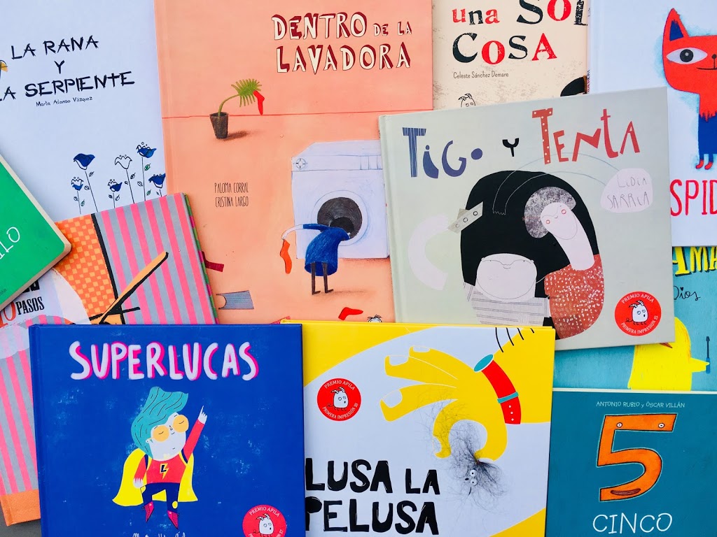 Maleta Books (Spanish for kids, adults and families in Oakville) | 3347 Whilabout Terrace, Oakville, ON L6L 0A8, Canada | Phone: (289) 993-4841