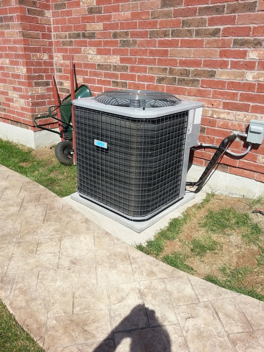 Doug Scott Residential Heating | 157 Elizabeth Crescent, Whitby, ON L1N 3S1, Canada | Phone: (905) 668-6677