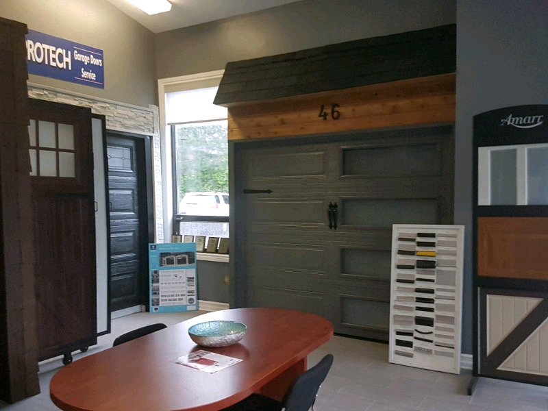 ProTech Garage Doors | 46 Grenfell Crescent, Nepean, ON K2G 0G4, Canada | Phone: (613) 845-9950