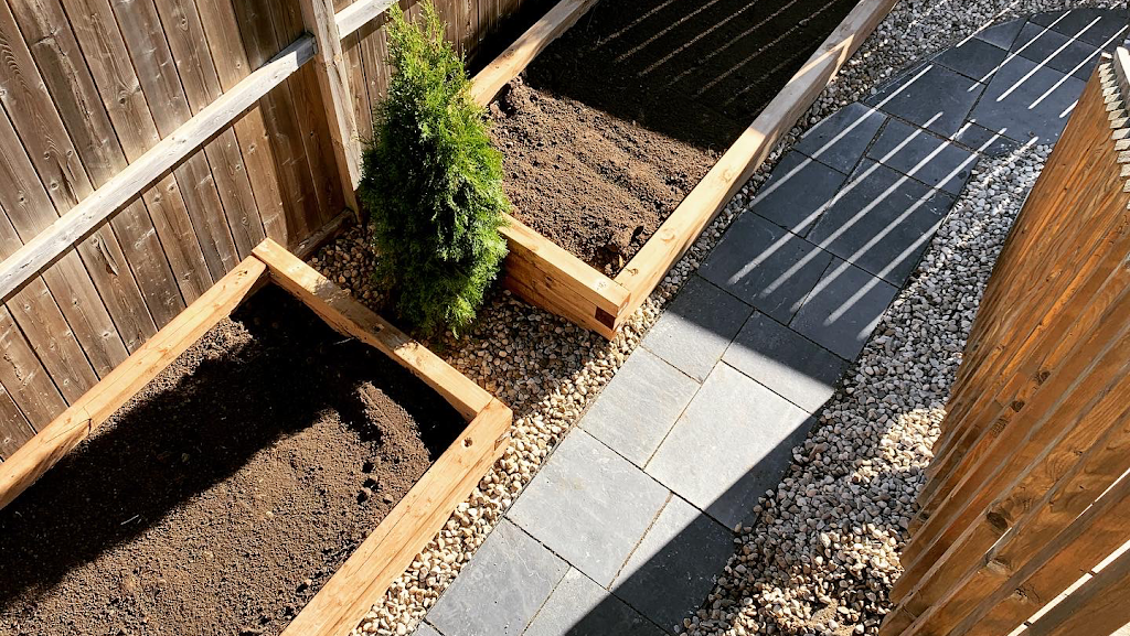 Savu Bros Landscaping & Construction LLC | 8506 line, 6, Kenilworth, ON N0G 2E0, Canada | Phone: (519) 492-0079