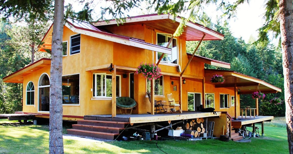 Renatas "Simply Delicious" Lodge | 18 Renata Rd, Renata, BC V1N 4V8, Canada | Phone: (250) 448-6272