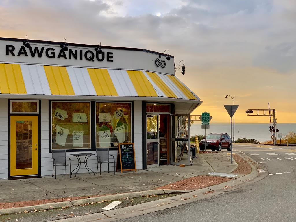 Cafe Rawganique | 429 Peace Portal Dr, Blaine, WA 98230, USA | Phone: (720) 899-4367
