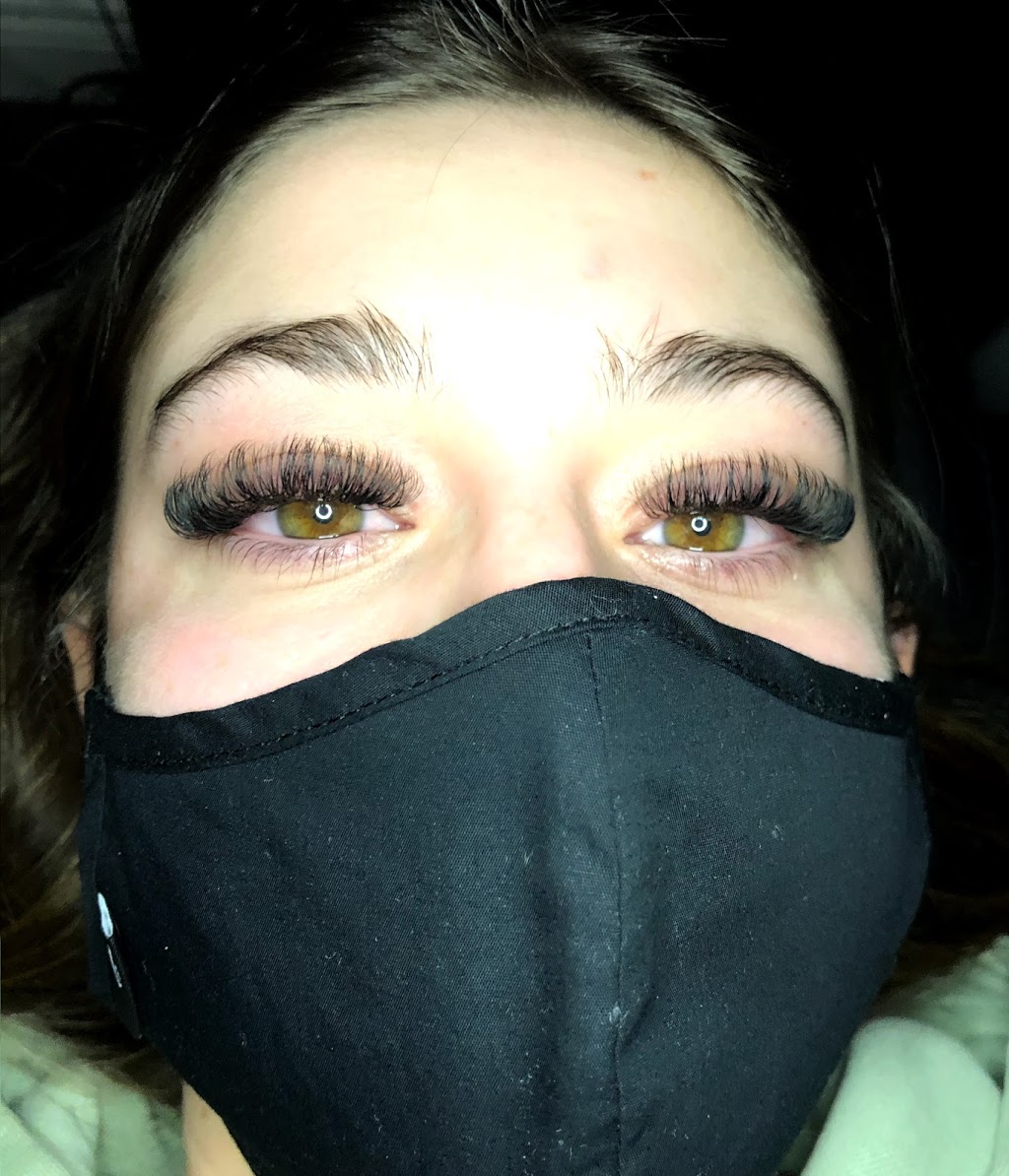 Fabulash | 15 Macteith Ct, Cambridge, ON N1R 7B9, Canada | Phone: (519) 651-7138