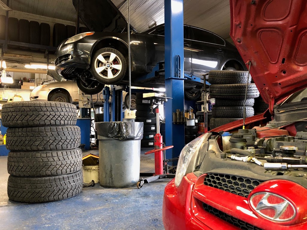 Carrosserie RENNtech | 1446 Rue Soucy Local 13, Saint-Hubert, QC J4T 1A3, Canada | Phone: (450) 656-2222