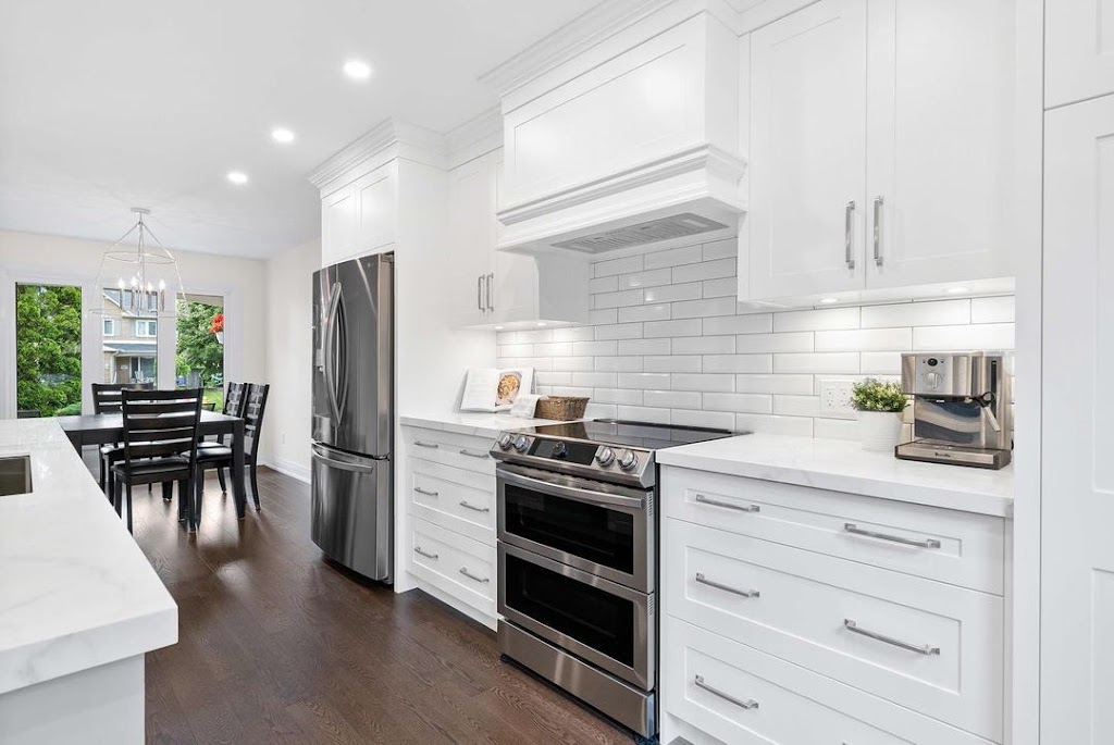 Paradisaic Building Group | 211 Waterloo St, Oshawa, ON L1H 3W9, Canada | Phone: (866) 727-2266