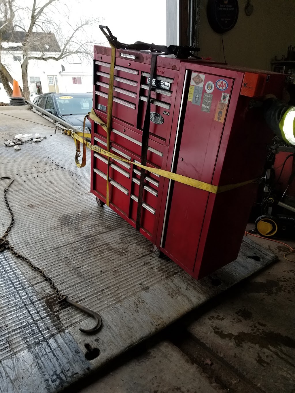 DC Towing | 52 Academy St, Amherst, NS B4H 3J2, Canada | Phone: (902) 669-0919