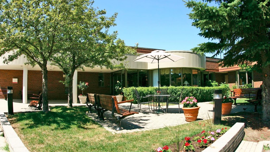 Revera Bough Beeches Place | 1130 Bough Beeches Blvd, Mississauga, ON L4W 4G3, Canada | Phone: (905) 625-2022