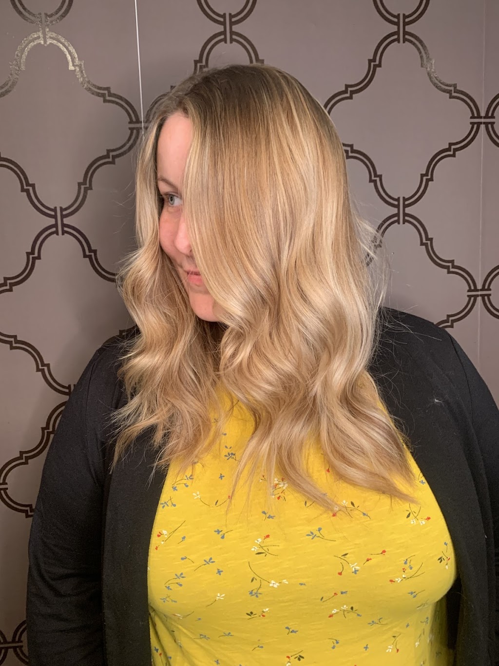 Ravens Edge Hair Studio | 26676 8 Ave, Langley Twp, BC V4W 2M8, Canada | Phone: (604) 376-1091