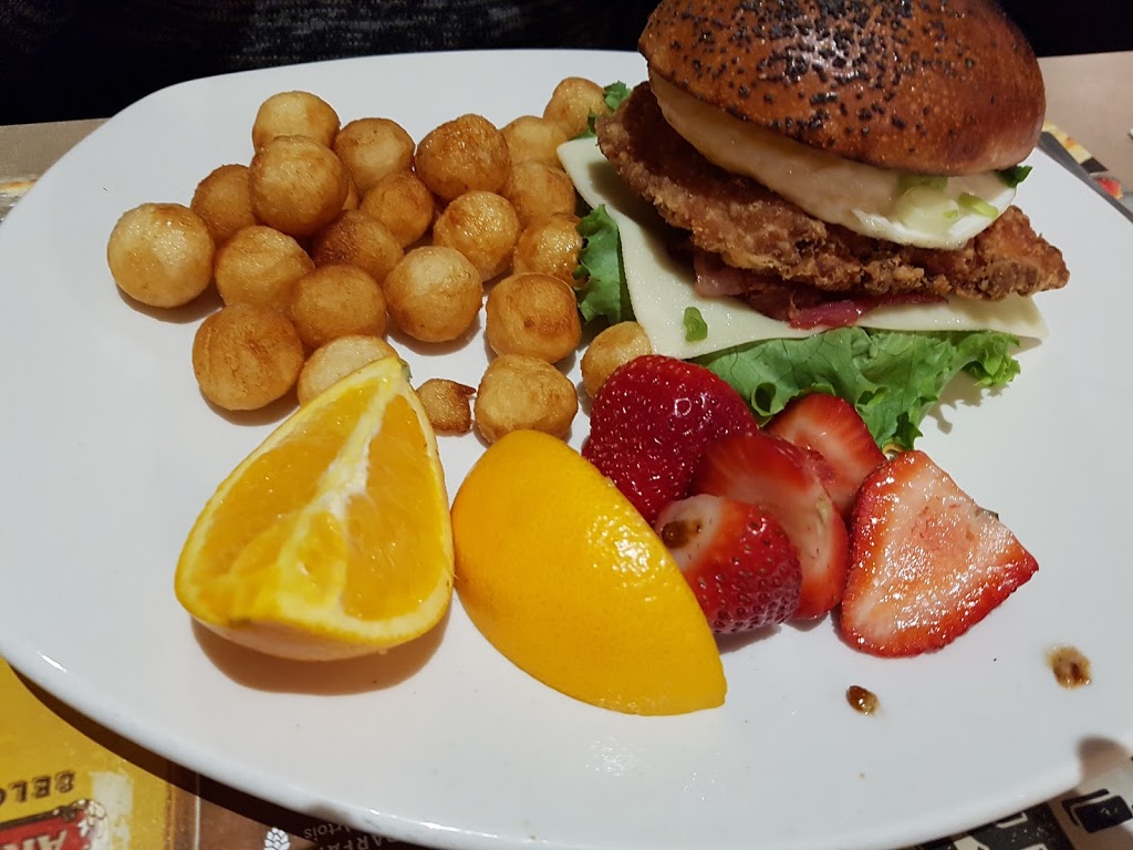 Rôtisserie St-Hubert | 381 Boulevard Fiset, Sorel-Tracy, QC J3P 3R4, Canada | Phone: (450) 742-4574