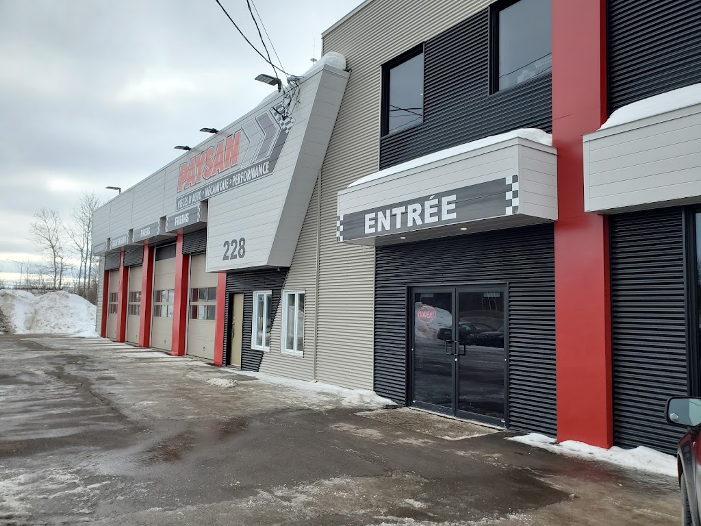 Paysan Pièces DAutos Usagées Enr | 228 Boul du Royaume E, Chicoutimi, QC G7H 0B9, Canada | Phone: (418) 696-0597