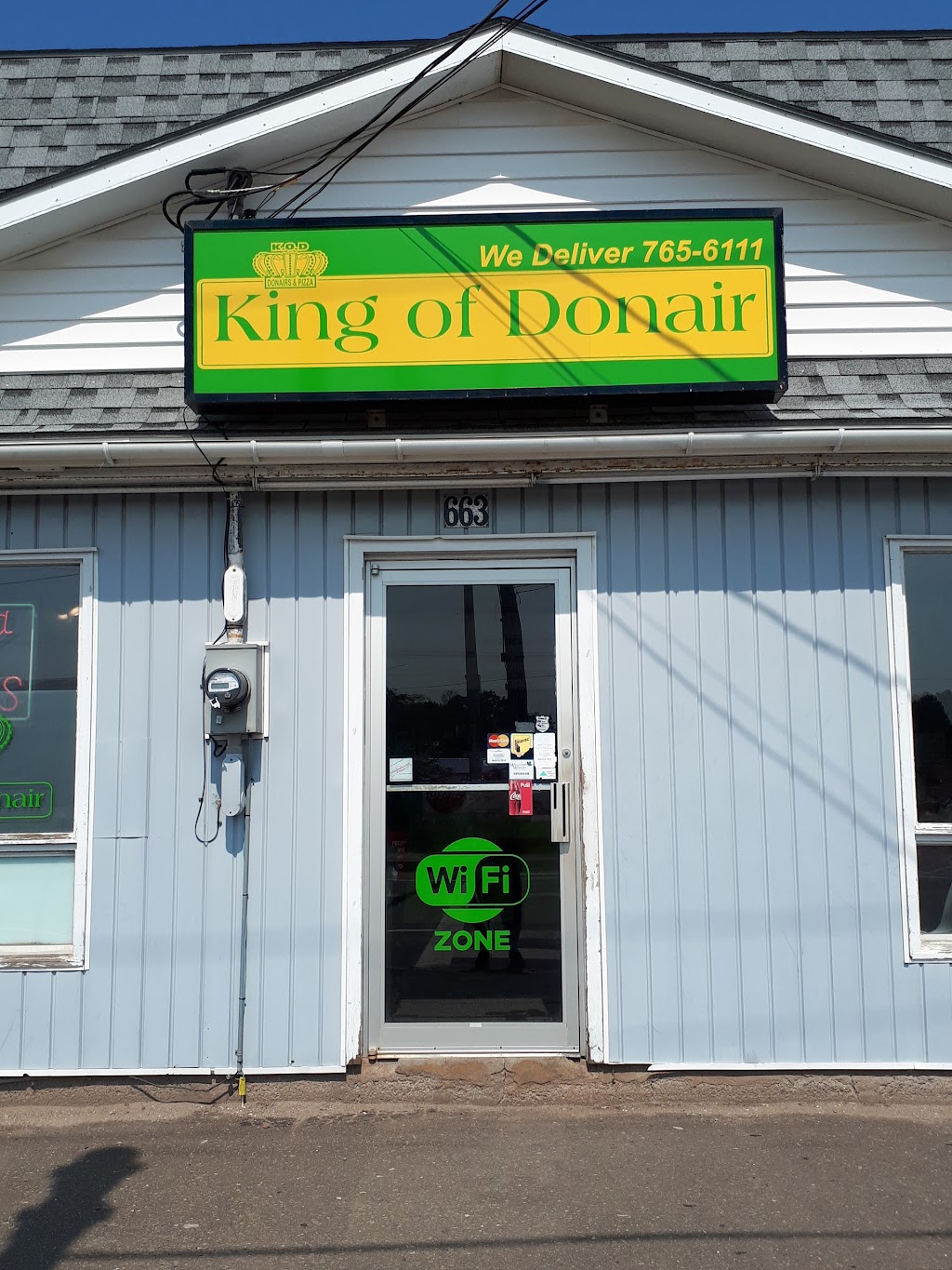 J&R Pizzeria | 663 Main St, Kingston, NS B0P 1R0, Canada | Phone: (902) 765-6111