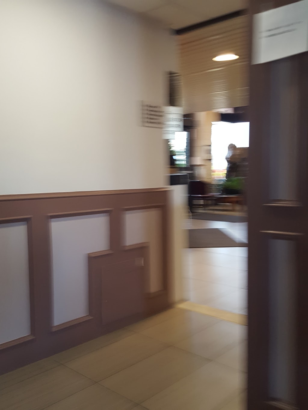 Airport Travellers Inn Hotel | 1808 19 St NE, Calgary, AB T2E 4Y3, Canada | Phone: (800) 661-8164