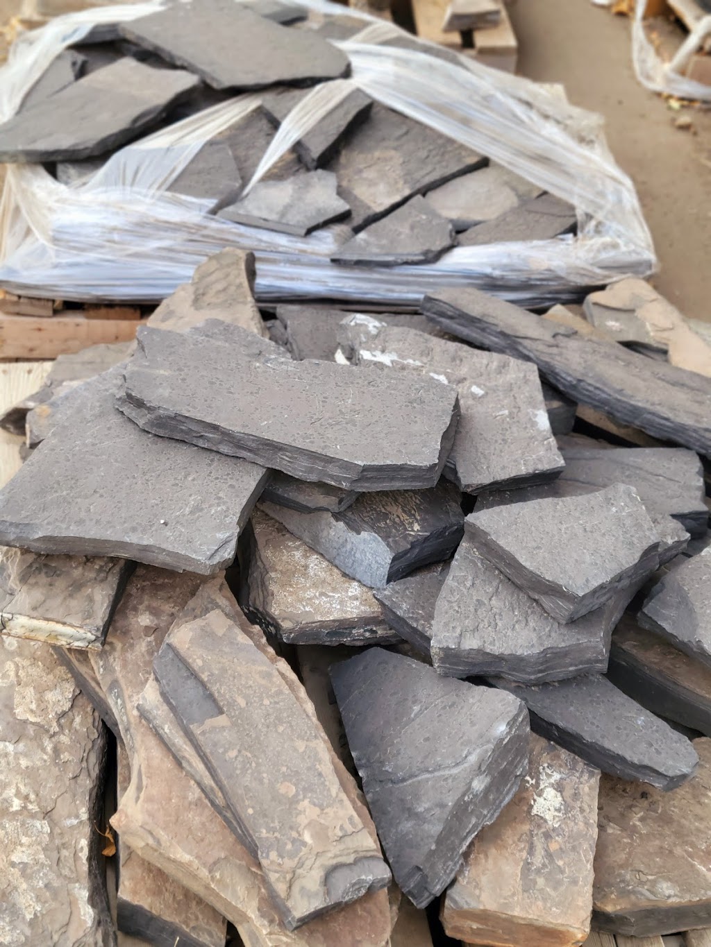 Camrose Landscape Supplies | 4102 44 Ave, Camrose, AB T4V 4K5, Canada | Phone: (780) 672-9718