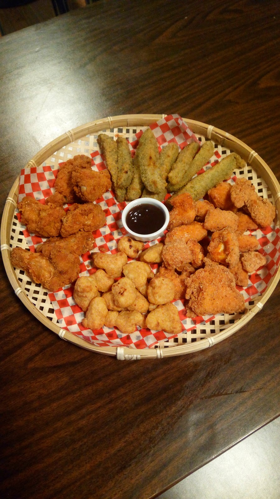 Bulldog Pizza | 1364 Main St, Winnipeg, MB R2W 3T8, Canada | Phone: (204) 586-1234