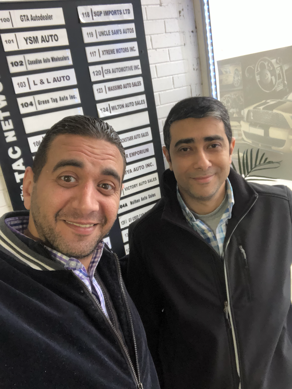 Yalla Motors | 1000 Dundas St E, Mississauga, ON L4Y 2B8, Canada | Phone: (416) 605-8645
