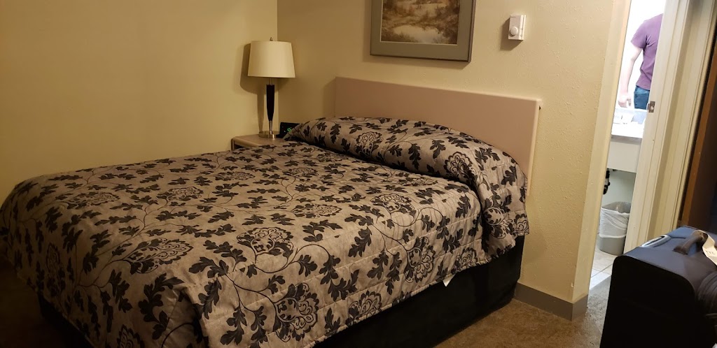 South Country Inn | 404 Main St, Cardston, AB T0K 0K0, Canada | Phone: (403) 653-8000