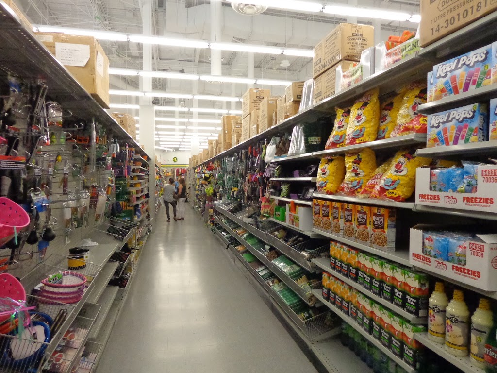 Dollarama | Garibaldi Village Shopping Centre, 40198 Glenalder Pl, Squamish, BC V8B 0G2, Canada | Phone: (604) 898-1935