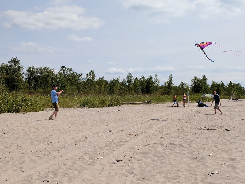 Port Burwell Provincial Park | 9 Wilson Ln, Port Burwell, ON N0J 1T0, Canada | Phone: (519) 874-4691