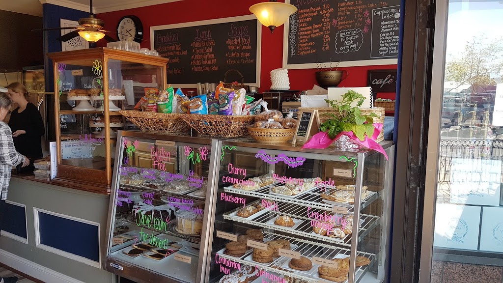 Bellas | 602 Riverside Dr, Clayton, NY 13624, USA | Phone: (315) 686-2341