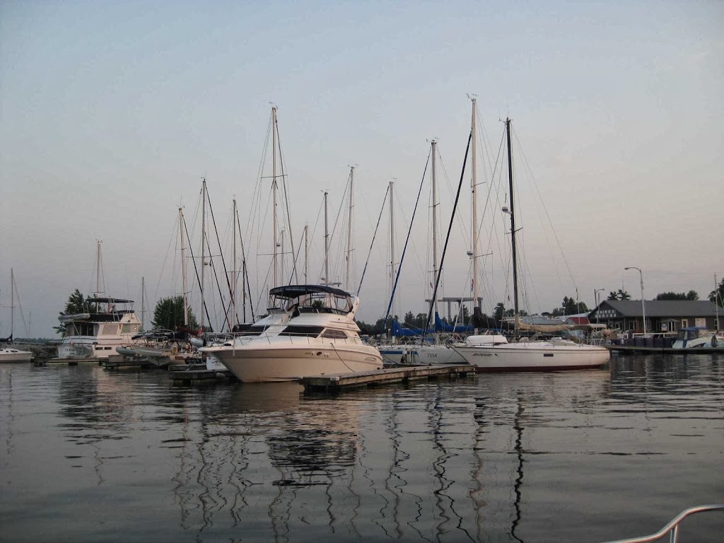 Gaines Marina | 141 Lake St, Rouses Point, NY 12979, USA | Phone: (518) 297-7000