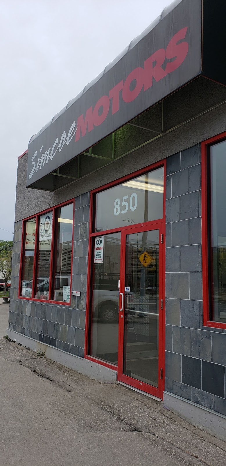 Simcoe Motors Ltd | 850 Notre Dame Ave, Winnipeg, MB R3E 0M6, Canada | Phone: (204) 786-6506