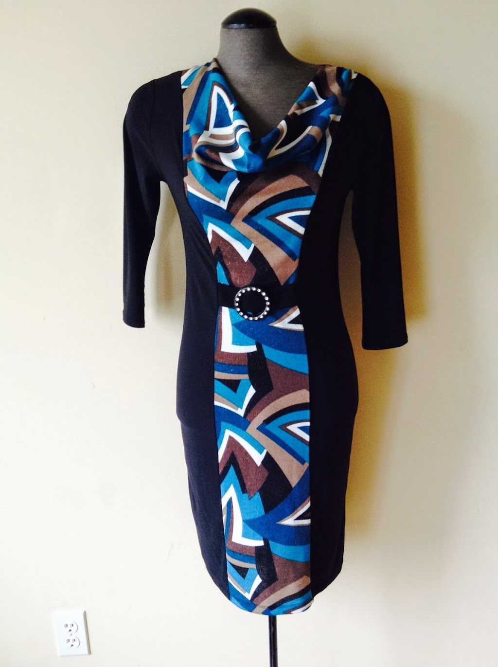 Vivian Collections | 163 Sassafras Cir, Thornhill, ON L4J 8M6, Canada | Phone: (877) 923-5520