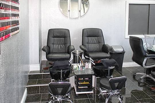 Natashas Beauty Salon | 8700 Dufferin St #16, Concord, ON L4K 4S2, Canada | Phone: (905) 597-5157