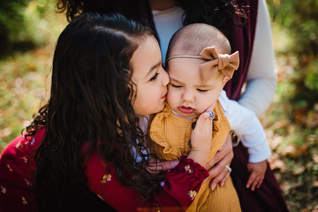 Julie Fulsher Photography | 480 Charron Bay, Ile des Chênes, MB R0A 0T1, Canada | Phone: (204) 228-9017