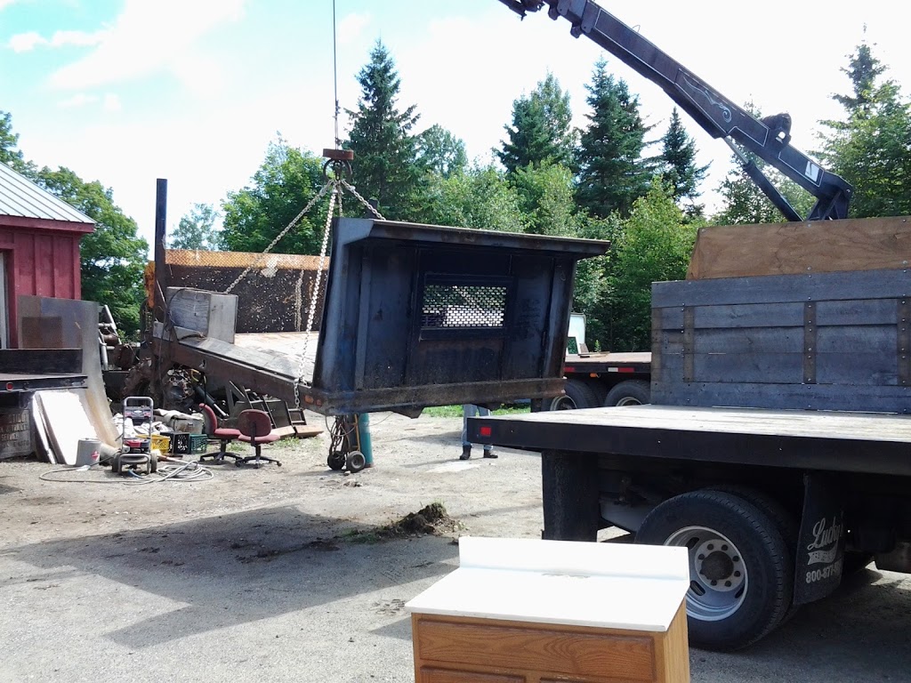 Border Truck Equipment | 470 Chadburn Rd, Irasburg, VT 05845, USA | Phone: (802) 754-2978