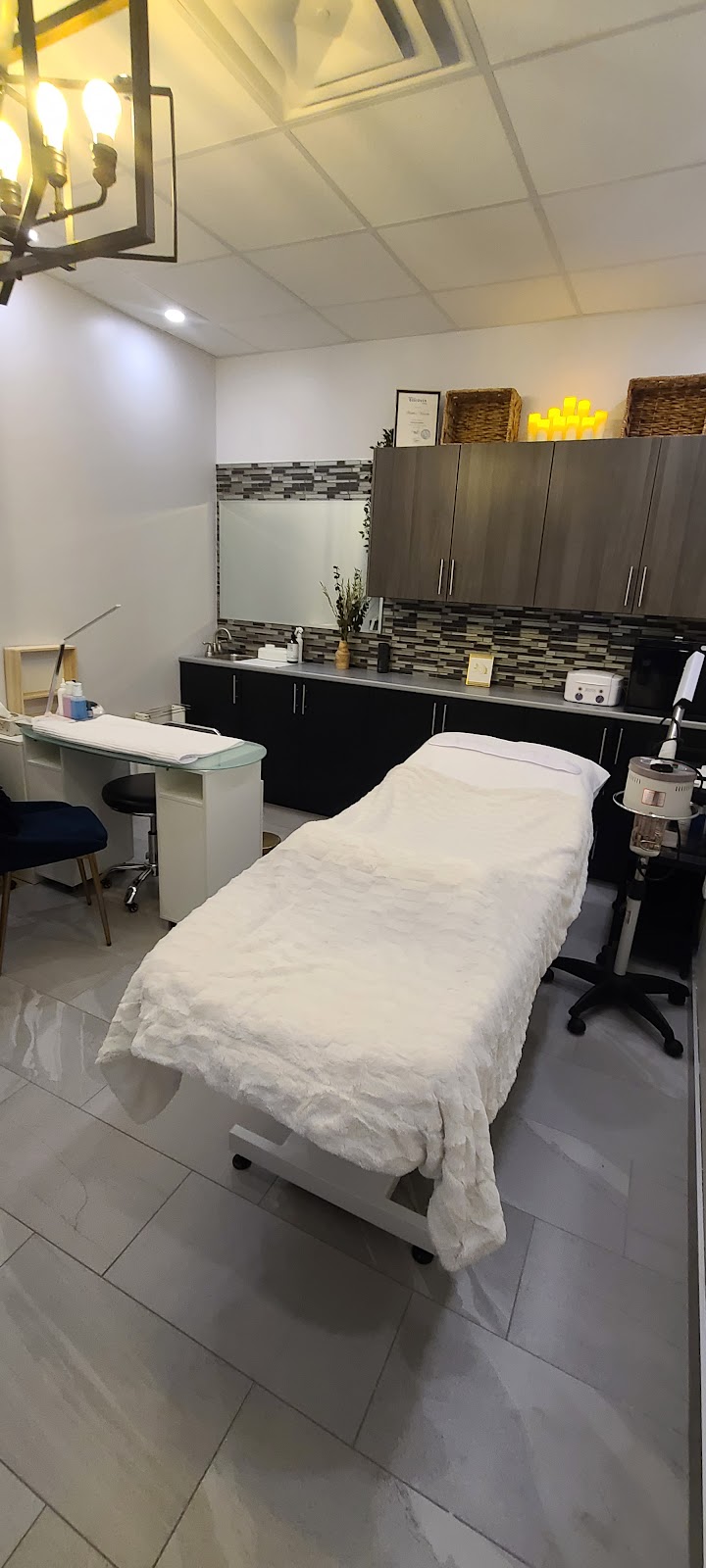 Premier Aesthetics | Tru Salon Suites, 660 Bedford Hwy Suite 108, Halifax, NS B3M 2L8, Canada | Phone: (902) 877-7759