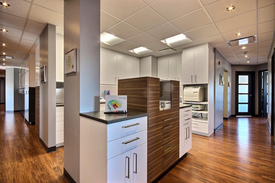 Clinique Dentaire - Bouche bée Dentisterie | 1345 Boulevard Bastien Bur. 200, Québec, QC G2K 1G4, Canada | Phone: (418) 977-9966