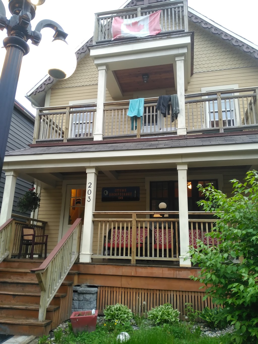 Ottawa Backpackers Inn | 203 York St, Ottawa, ON K1N 5T7, Canada | Phone: (613) 241-3402