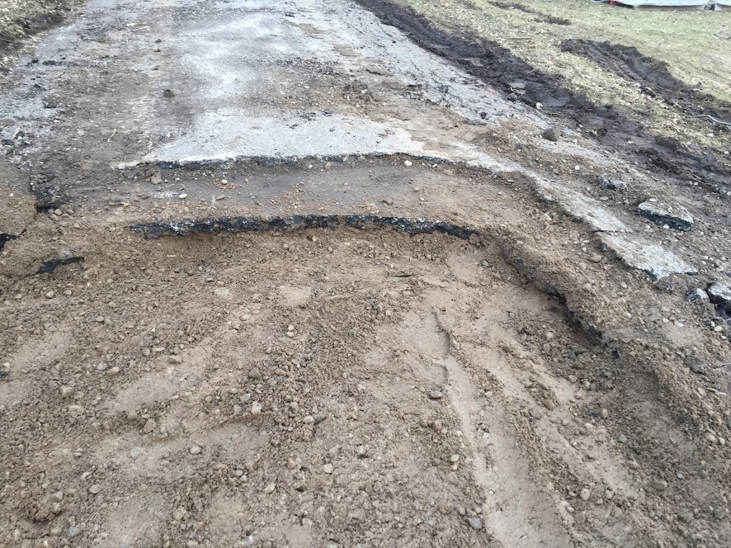 Claw Construction & Property Maintenance | 228 Windmere Rd, Woodville, ON K0M 2T0, Canada | Phone: (705) 928-6404