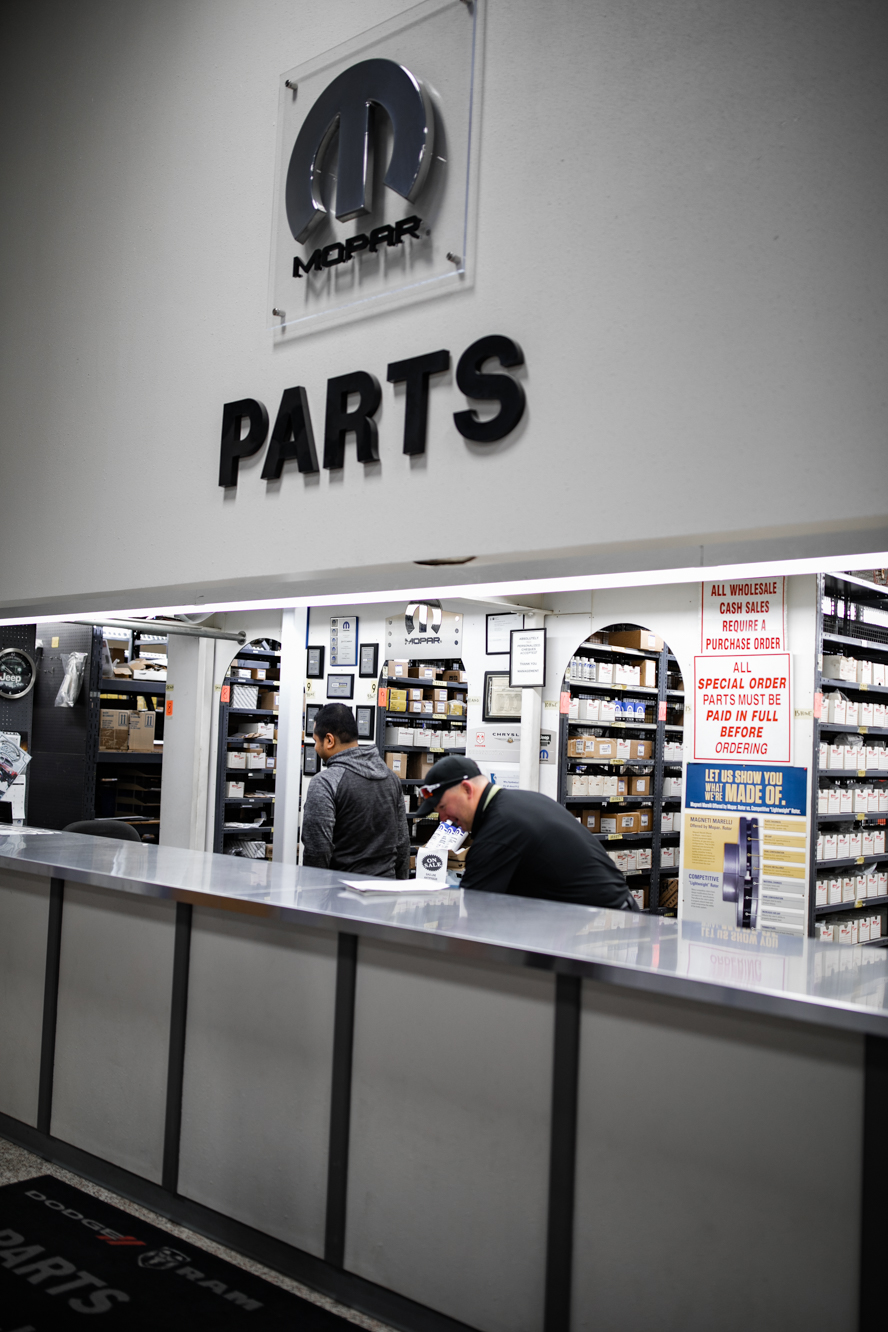 Crestview Chrysler Dodge Jeep Ram Parts Department | 601 Albert St, Regina, SK S4R 2P4, Canada | Phone: (306) 994-9421
