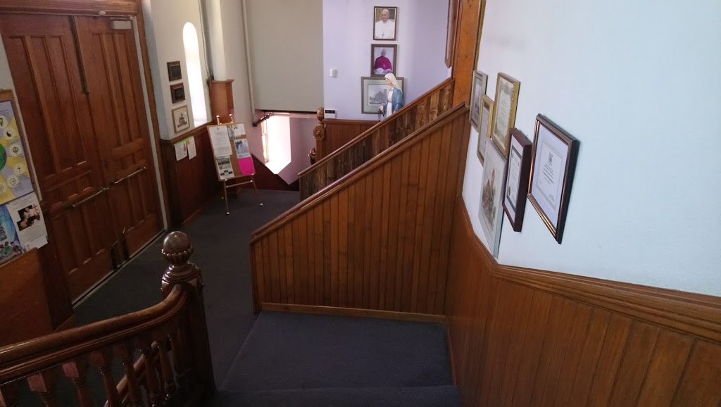 St Lawrence The Martyr Parish | 125 Picton St E, Hamilton, ON L8L 0C5, Canada | Phone: (905) 529-3921