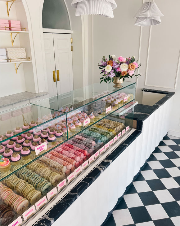 Jenna Rae Cakes | 20 Island Shore Blvd #9A, Winnipeg, MB R3X 1M2, Canada | Phone: (204) 691-4222