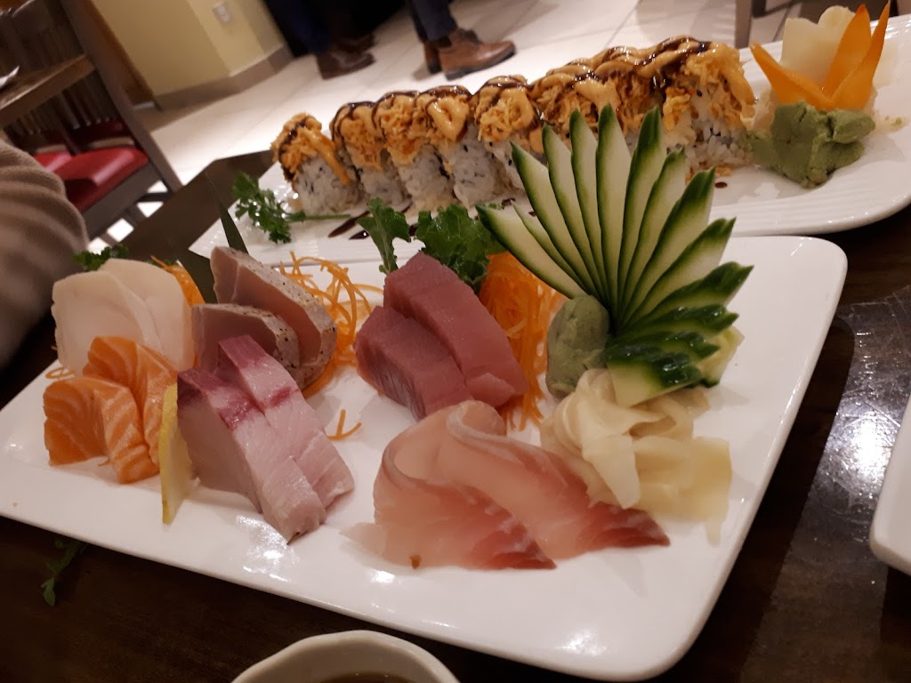 Sushi Kui Japanese Restaurant | 2 Orchard Heights Blvd, Aurora, ON L4G 6M6, Canada | Phone: (905) 727-8822