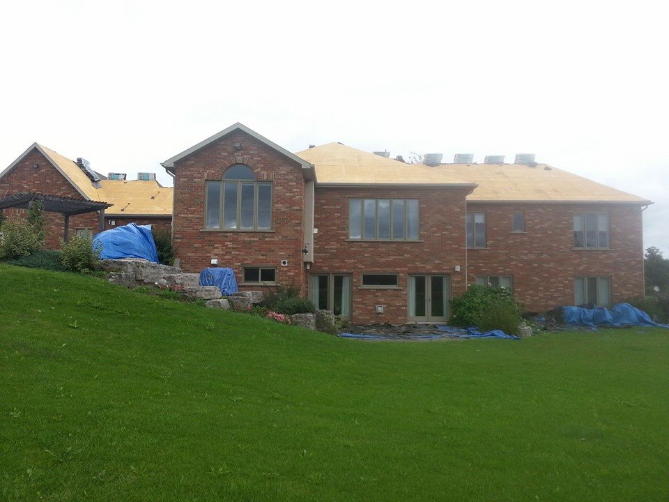 The Roofing Master | 50 Governors Rd Unit 405, Dundas, ON L9H 5M3, Canada | Phone: (905) 317-2014
