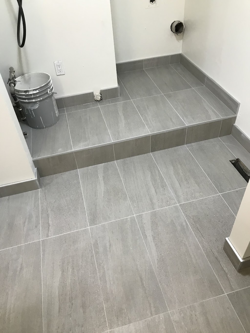 DEVA FLOORING SOLUTIONS INC. | 108 Pinehill Pl NE, Calgary, AB T1Y 2L8, Canada | Phone: (403) 903-2438