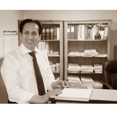 Abdul Hamid Khan Law Office | 1325 Eglinton Ave E, Mississauga, ON L4W 4L9, Canada | Phone: (416) 399-7602