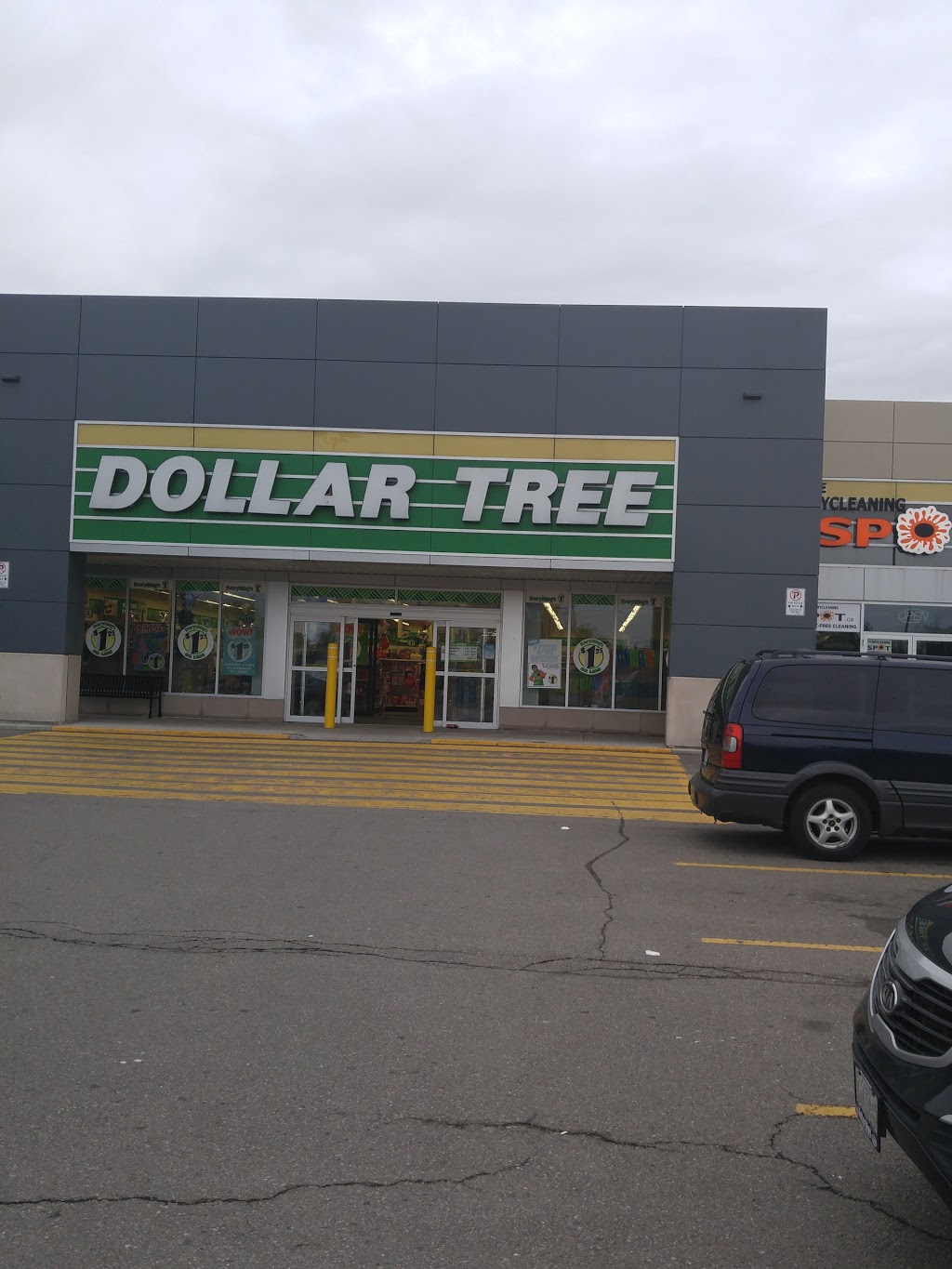 Dollar Tree | 102-640 Queenston Rd, Hamilton, ON L8K 1K2, Canada | Phone: (905) 560-6868