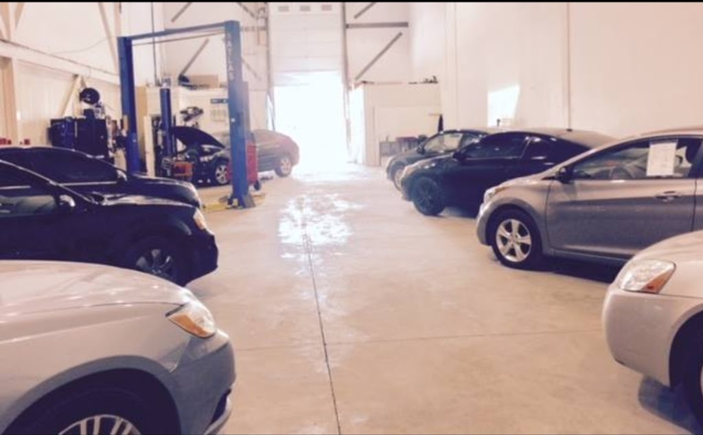 ALHAJJ AUTOS | 1886 Merivale Rd, Nepean, ON K2G 1E6, Canada | Phone: (647) 861-5739