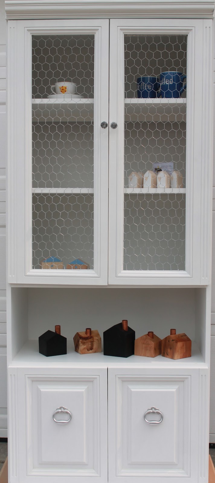 Holly Wood Designs | 211 Parkglen Close, Wetaskiwin, AB T9A 3K3, Canada | Phone: (306) 960-0188