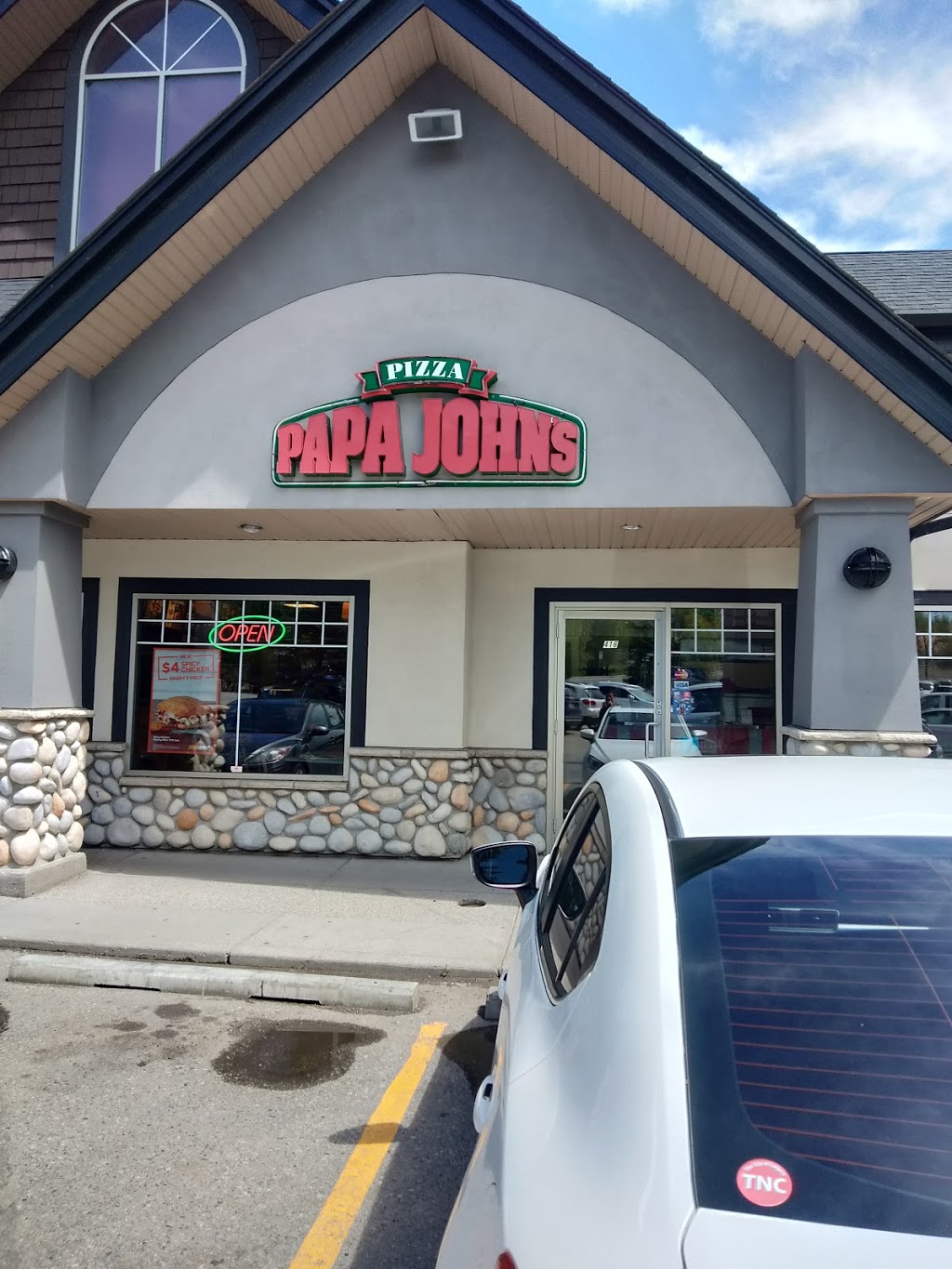 Papa Johns Pizza | 1851 Sirocco Dr SW, Calgary, AB T3H 4R5, Canada | Phone: (403) 217-7373