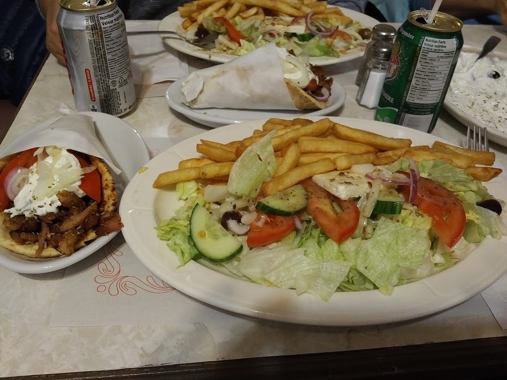 Fameux Gyros Elatos | 550 Rue Jarry O, Montréal, QC H3N 1G1, Canada | Phone: (514) 273-5358