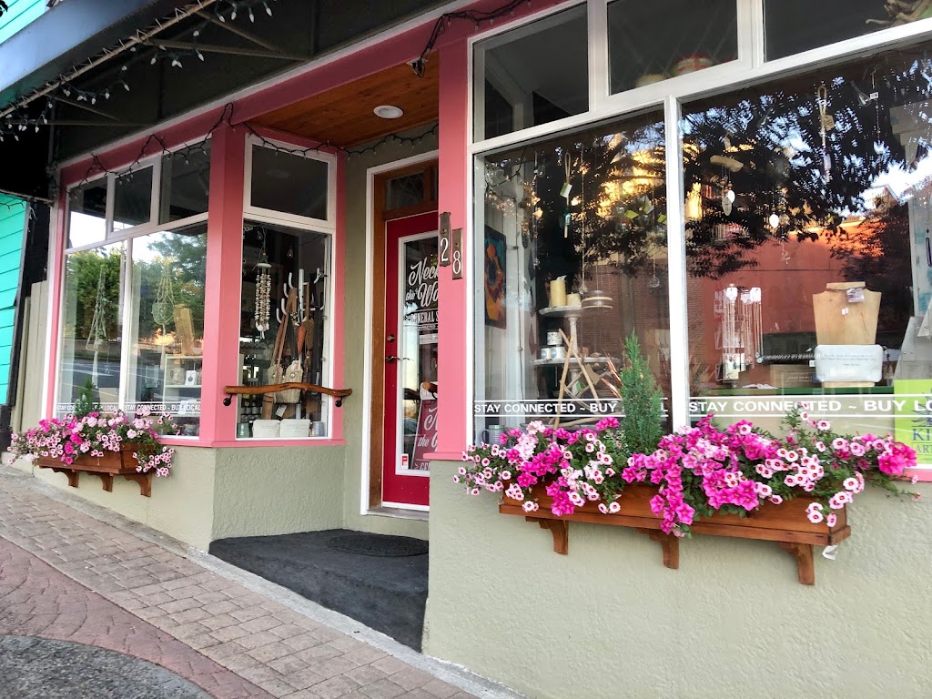Neck of the Woods General Store | 28 Roberts St, Ladysmith, BC V9G 1A1, Canada | Phone: (250) 924-1282